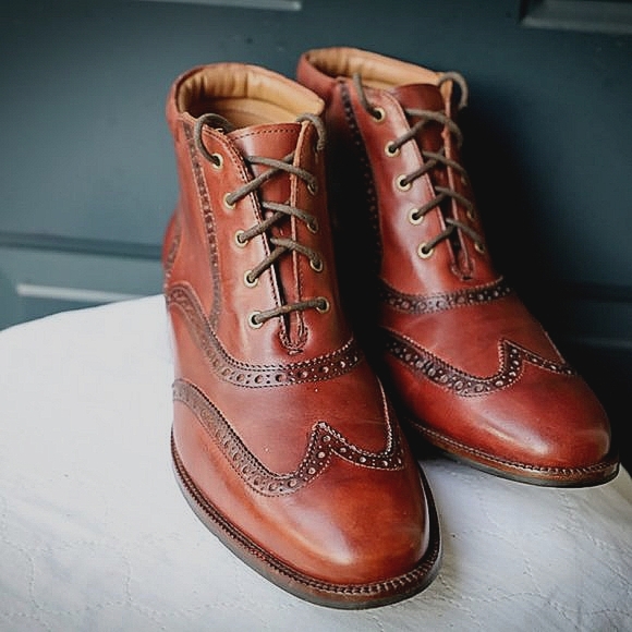 Cole Haan Other - Cole-Haan 8.5-D Chili Leather Ankle Boots